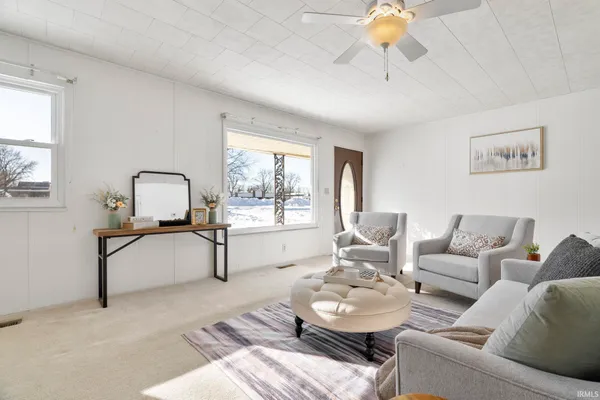 $157,777 | 204 Armory Road, Delphi, IN 46923