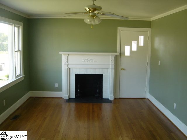 1027 North Franklin Road Greenville, SC 29617 - Photo 2 of 14 Gallery Image 2