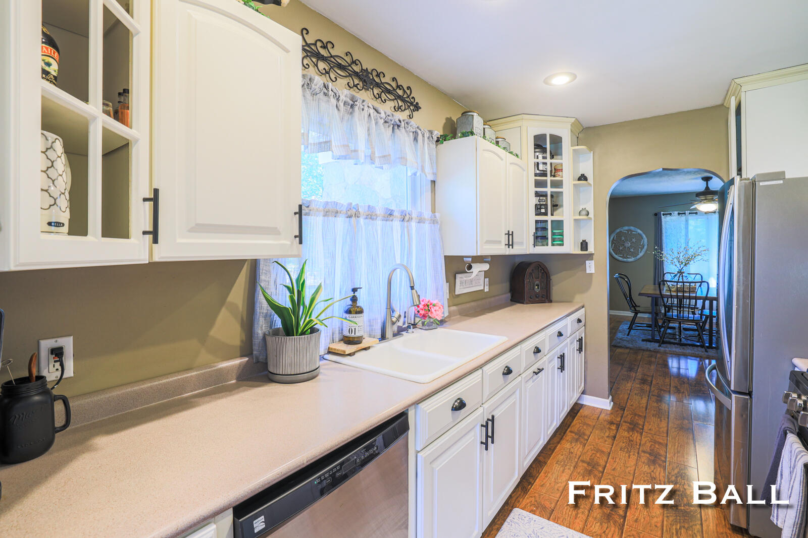 6747 Whites Bridge Road Belding, MI 48809 - Photo 7 of 41 Kitchen