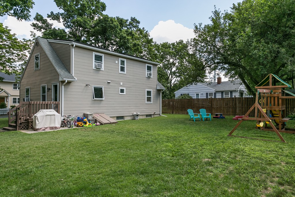 35 Freida Street West Springfield, MA 01089 - Photo 8 of 30 Gallery Image 8