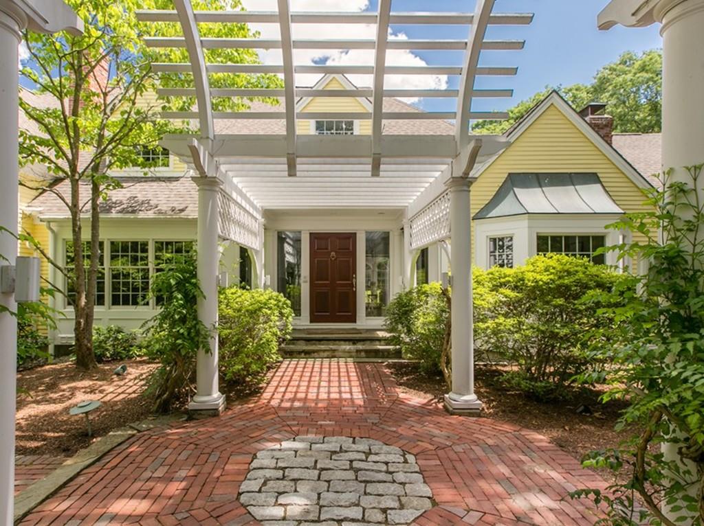 203 Sandy Pond Road Lincoln, MA 01773 - Photo 1 of 1