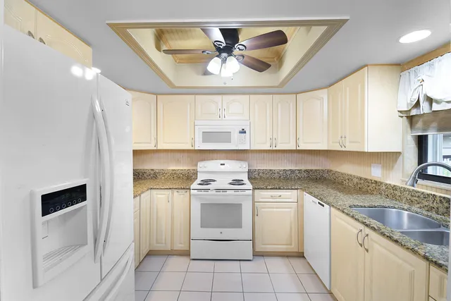 $210,000 | 241 Southwest South River Drive, Unit 206, Stuart, FL 34997