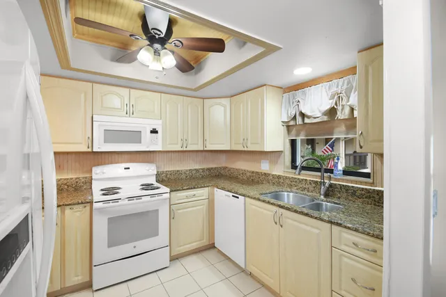 $210,000 | 241 Southwest South River Drive, Unit 206, Stuart, FL 34997