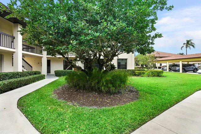 $210,000 | 241 Southwest South River Drive, Unit 206, Stuart, FL 34997