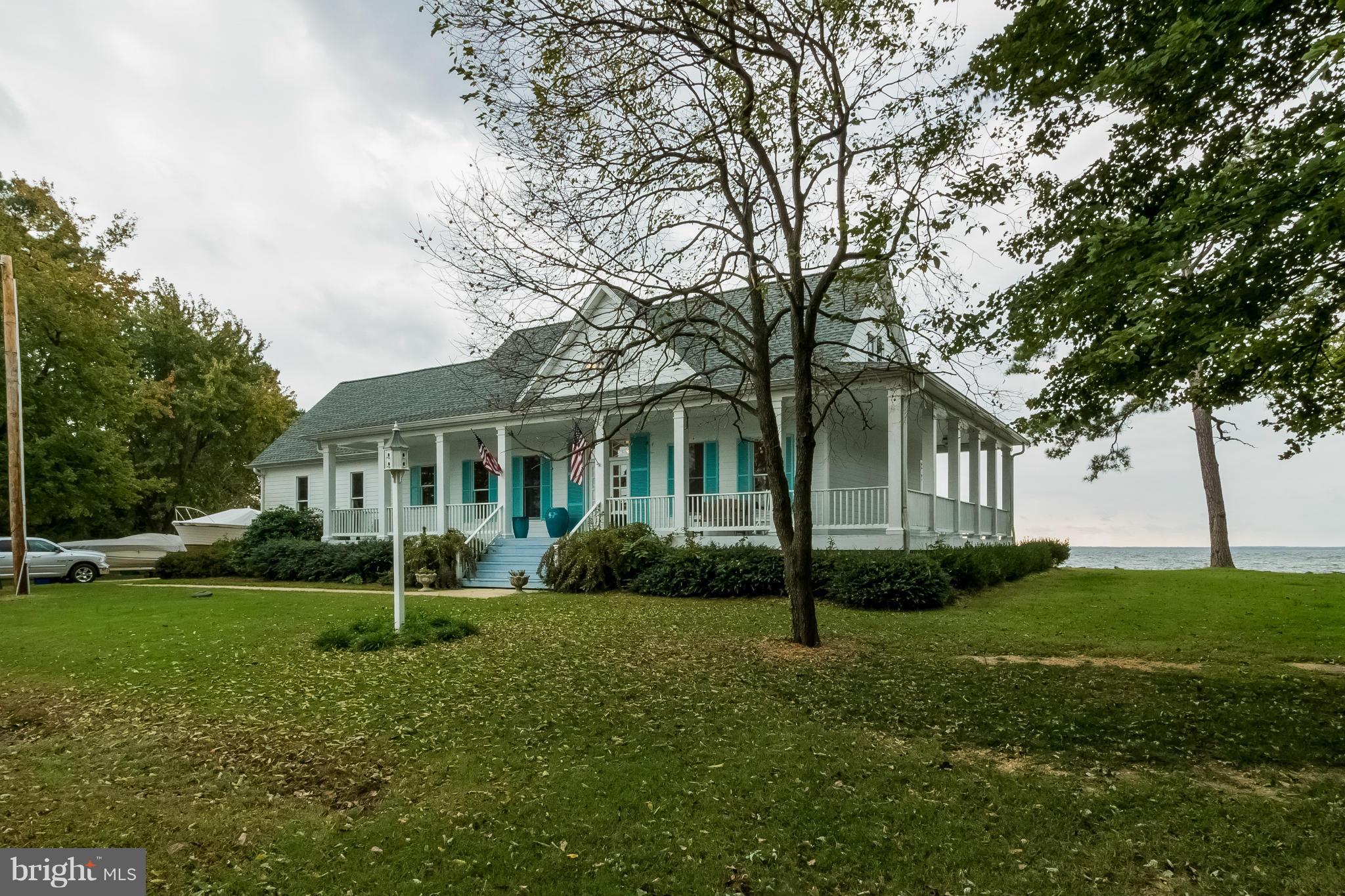 12395 Potomac View Road Newburg, MD 20664 - Photo 2 of 25 Exterior (Front)