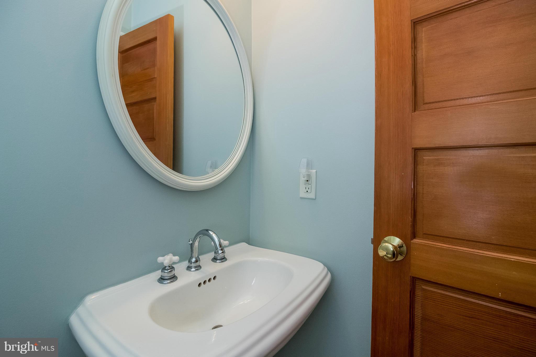 12395 Potomac View Road Newburg, MD 20664 - Photo 15 of 25 Bath