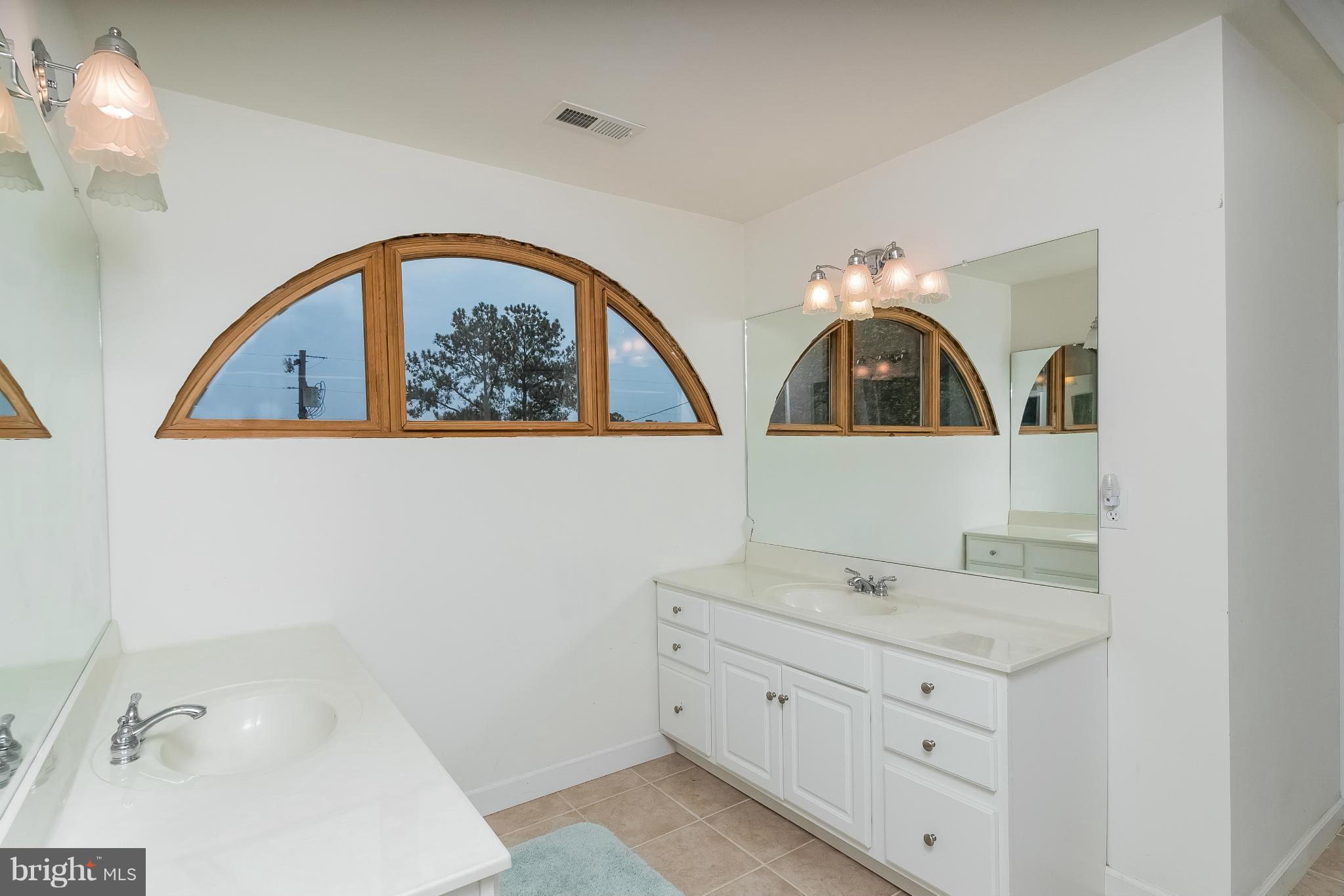 12395 Potomac View Road Newburg, MD 20664 - Photo 19 of 25 Bath