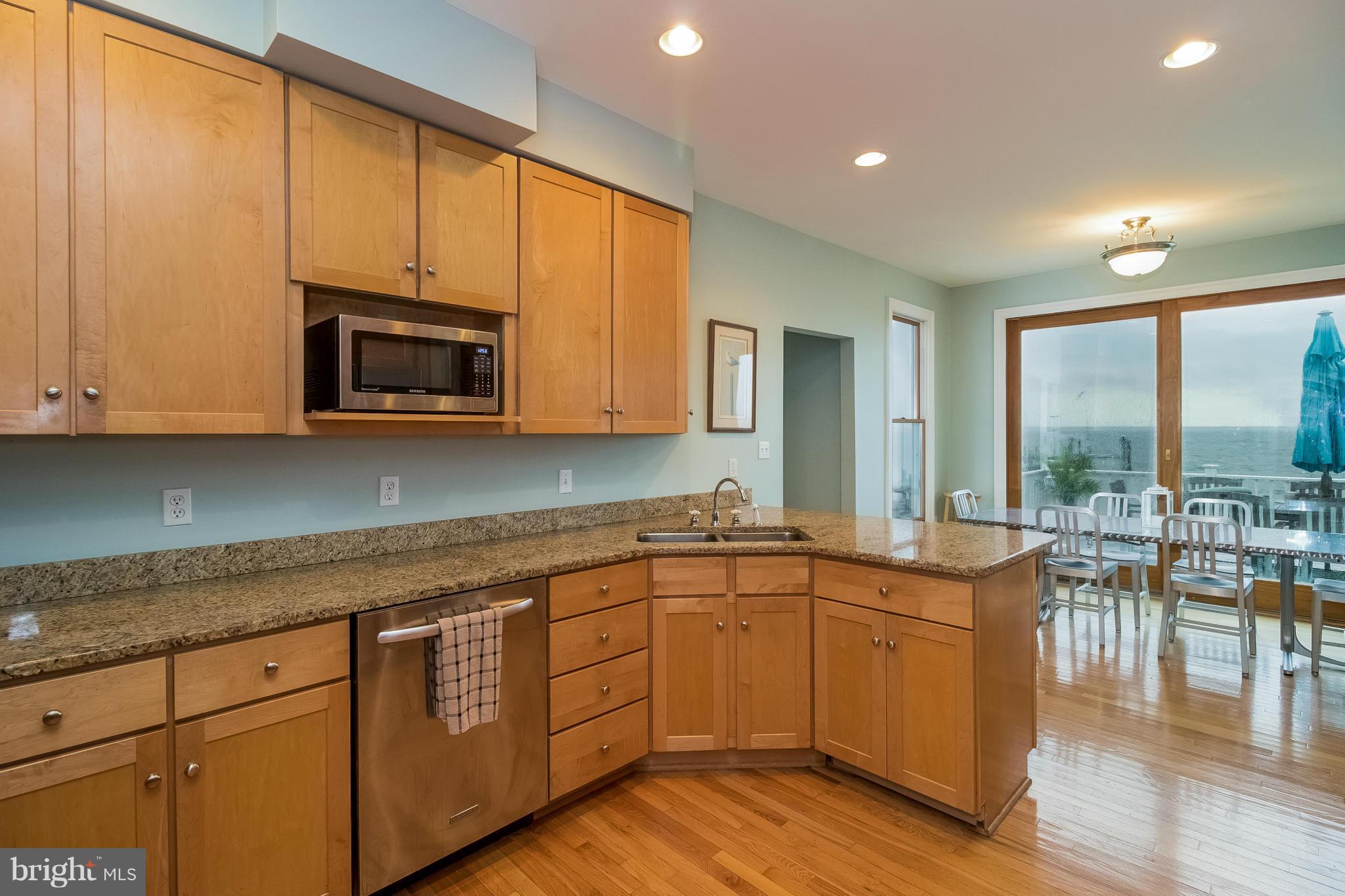 12395 Potomac View Road Newburg, MD 20664 - Photo 10 of 25 Kitchen