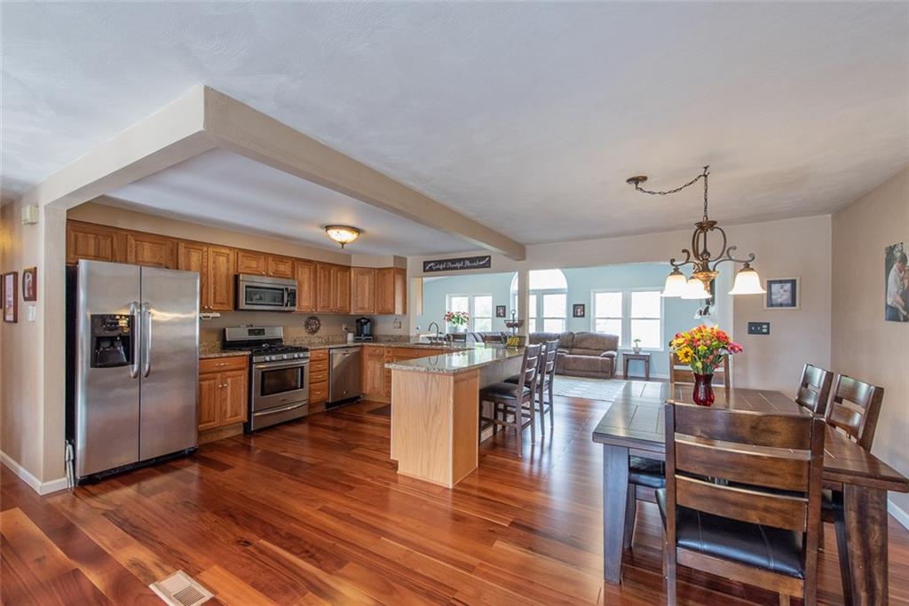 Open concept floor plan on the main level