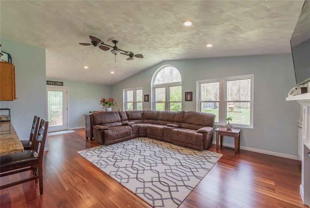 The addition was built in 2017 and features a vaulted ceiling.