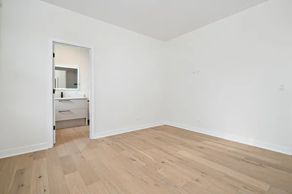 $4,400 | 4706 North Malden Street, Unit 3NORTH, Chicago, IL 60640