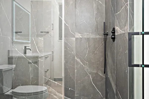 $4,400 | 4706 North Malden Street, Unit 3NORTH, Chicago, IL 60640