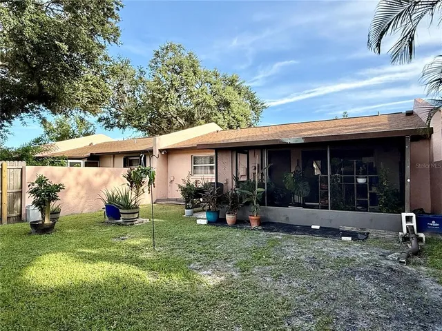 a front view of house with yard