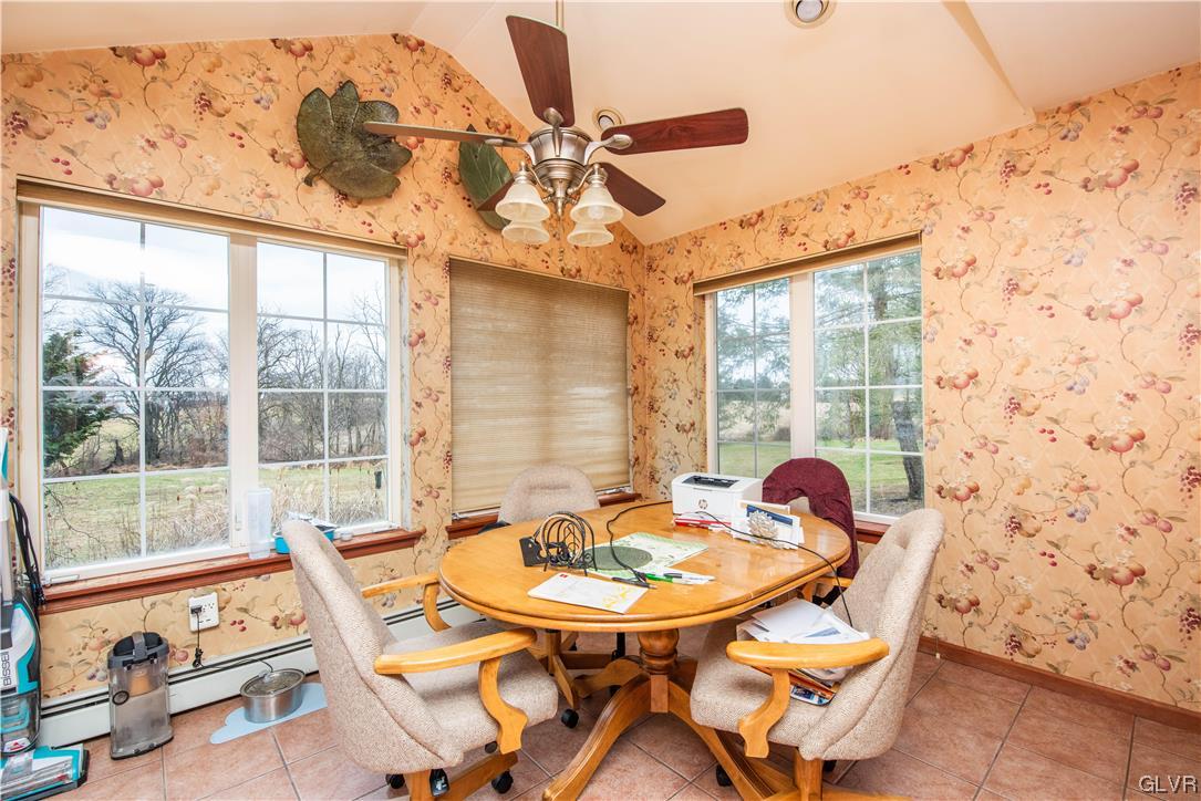 5868 Spangler Road Nazareth, PA 18064 - Photo 38 of 41 Sun Room