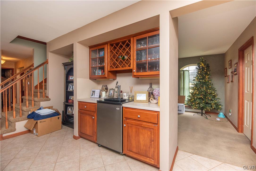 5868 Spangler Road Nazareth, PA 18064 - Photo 9 of 41 Gallery Image 9