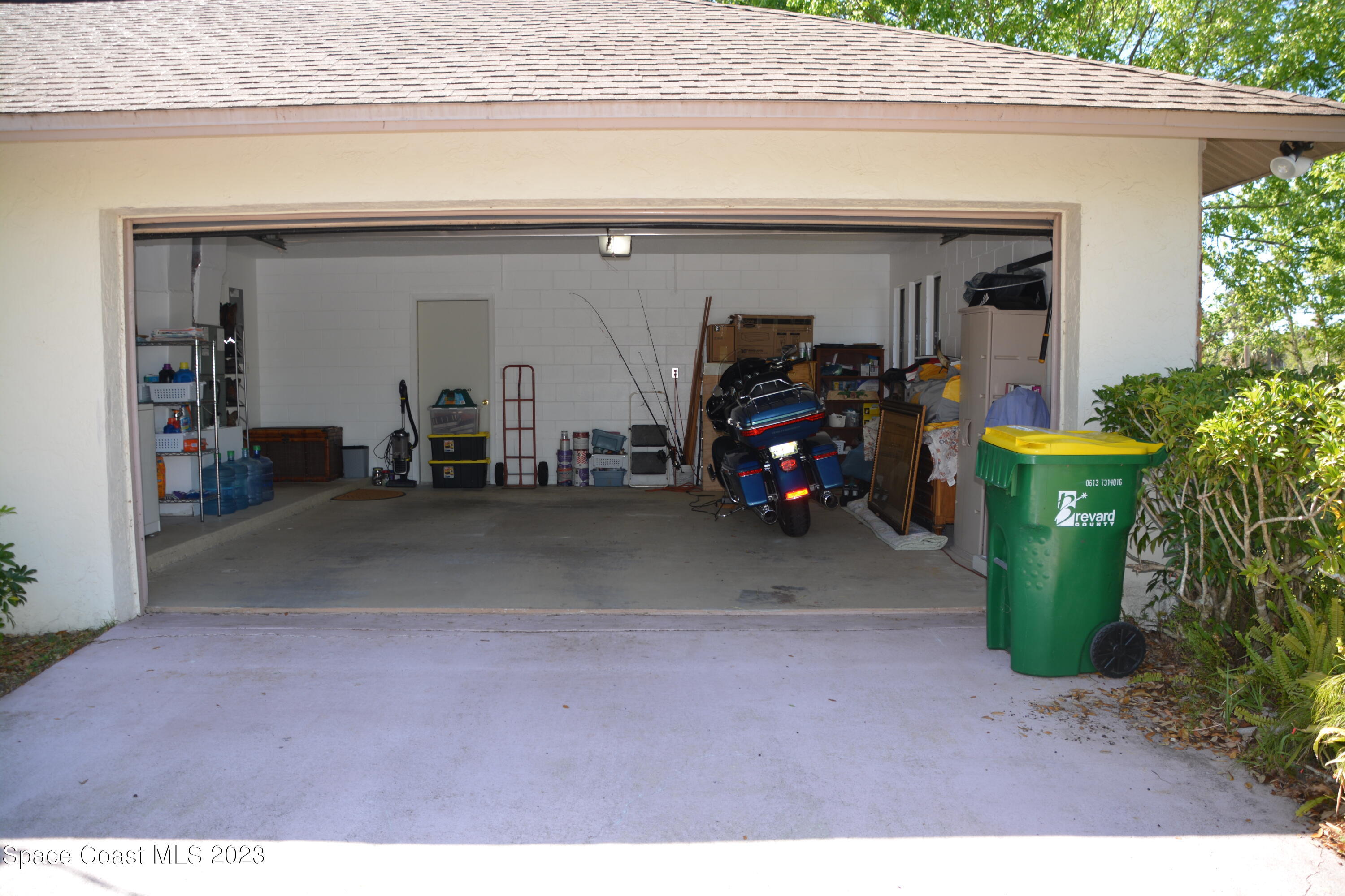 1045 Pine Island Road Merritt Island, FL 32953 - Photo 35 of 42 a view of a garage