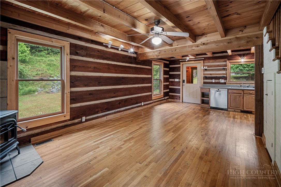 419 Dillard Greene Road Vilas, NC 28692 - Photo 4 of 38