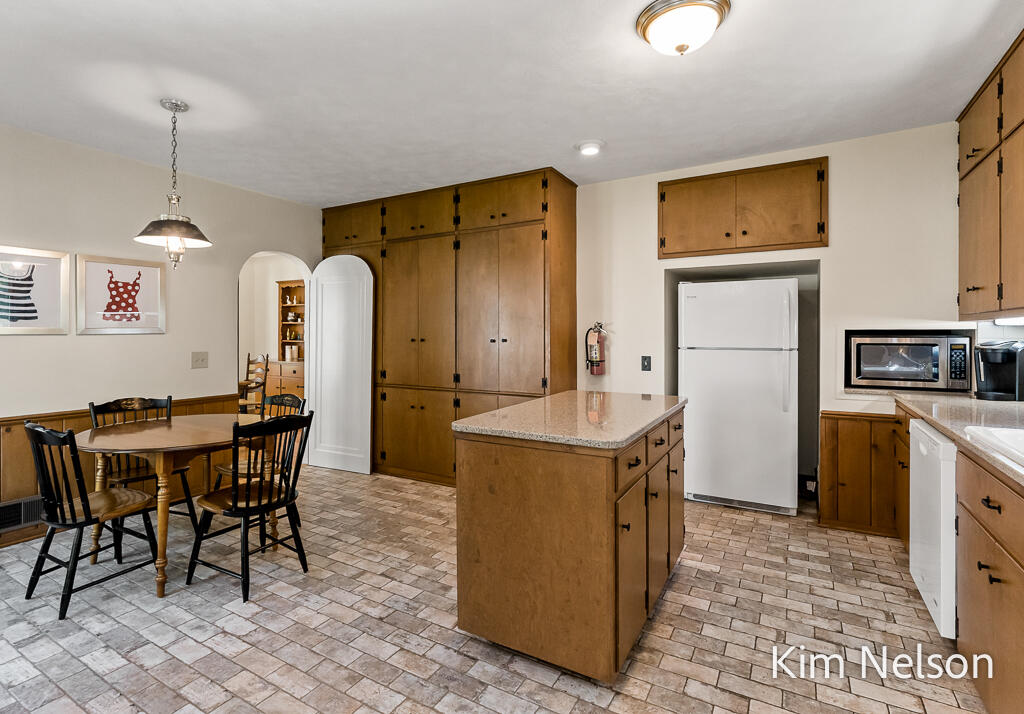 6124 Murray Road Whitehall, MI 49461 - Photo 21 of 120 6124MurrayRd-33LoRes