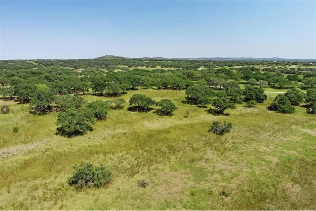 $950,000 | 920 Crosswind Drive, Blanco, TX 78606