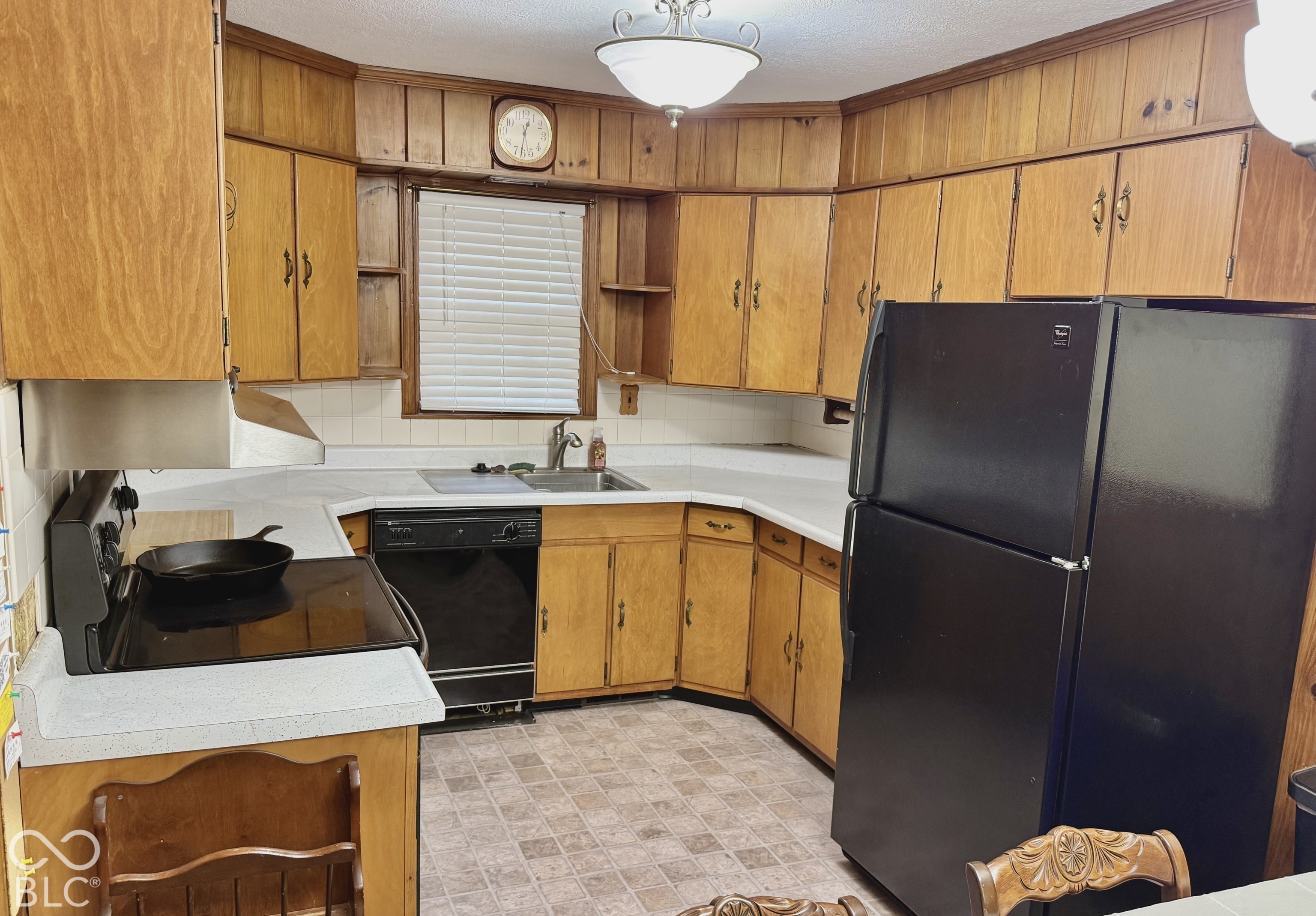 400 South Umbarger Road Muncie, IN 47304 - Photo 4 of 12 Gallery Image 4