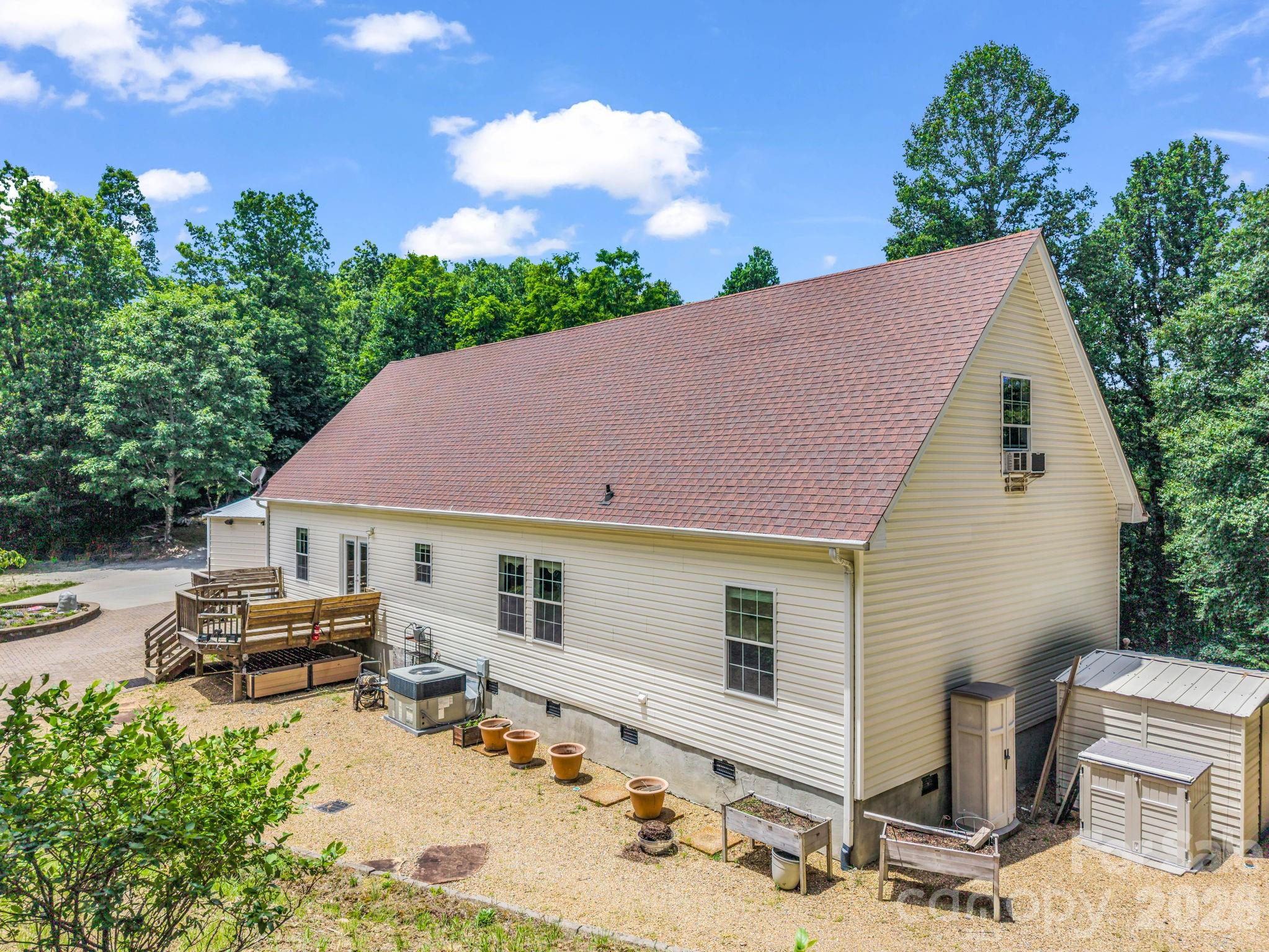 2255 Mt Olivet Road Zirconia, NC 28790 - Photo 6 of 39