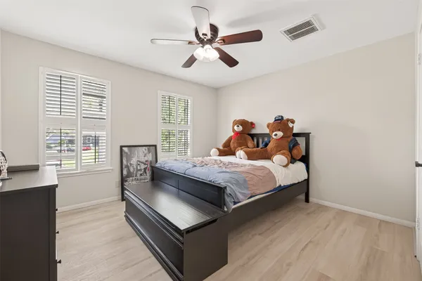 $5,100 | 15843 Foxgate Road, Houston, TX 77079
