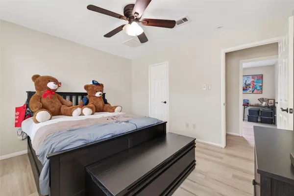 $5,100 | 15843 Foxgate Road, Houston, TX 77079