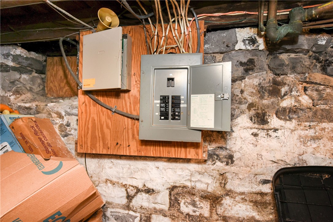 101 Hempel Street Rochester, NY 14605 - Photo 5 of 7