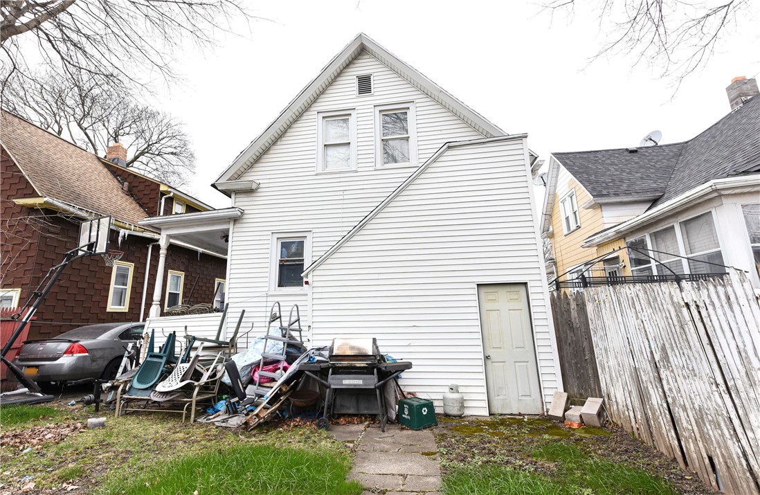 101 Hempel Street Rochester, NY 14605 - Photo 6 of 7