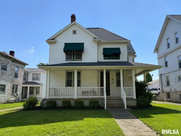 $178,900 | 216 North 18th Street, Quincy, IL 62301