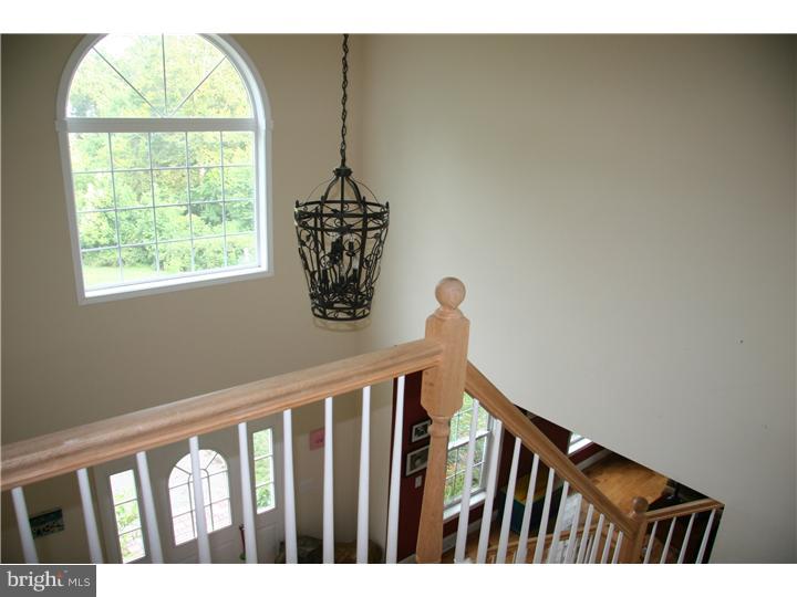 3085 Coventryville Road Pottstown, PA 19465 - Photo 11 of 18 Foyer