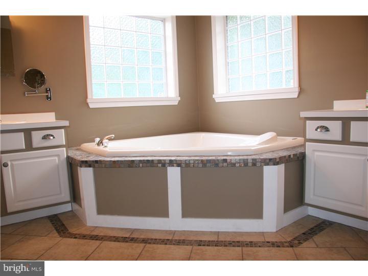 3085 Coventryville Road Pottstown, PA 19465 - Photo 16 of 18 Bathroom