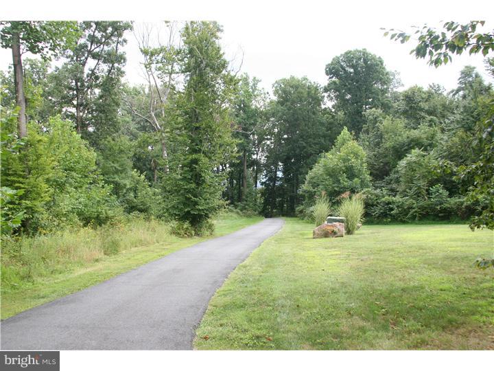 3085 Coventryville Road Pottstown, PA 19465 - Photo 3 of 18 View