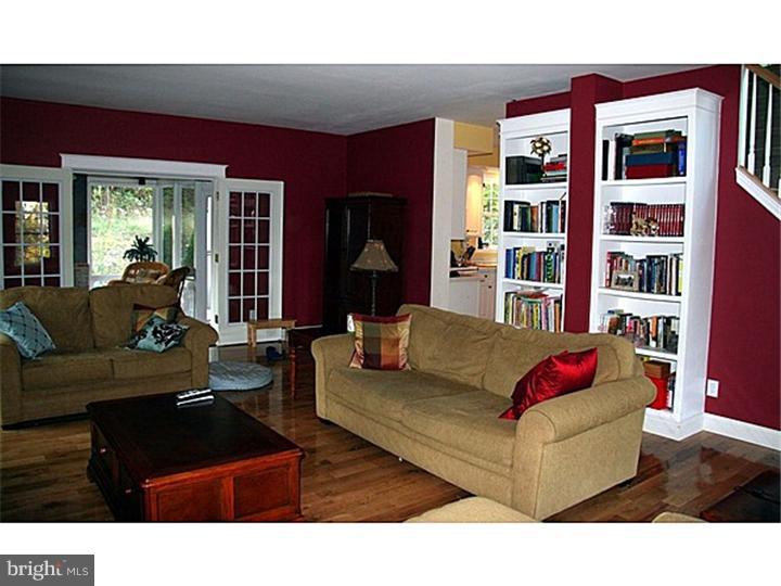 3085 Coventryville Road Pottstown, PA 19465 - Photo 9 of 18 Great Room