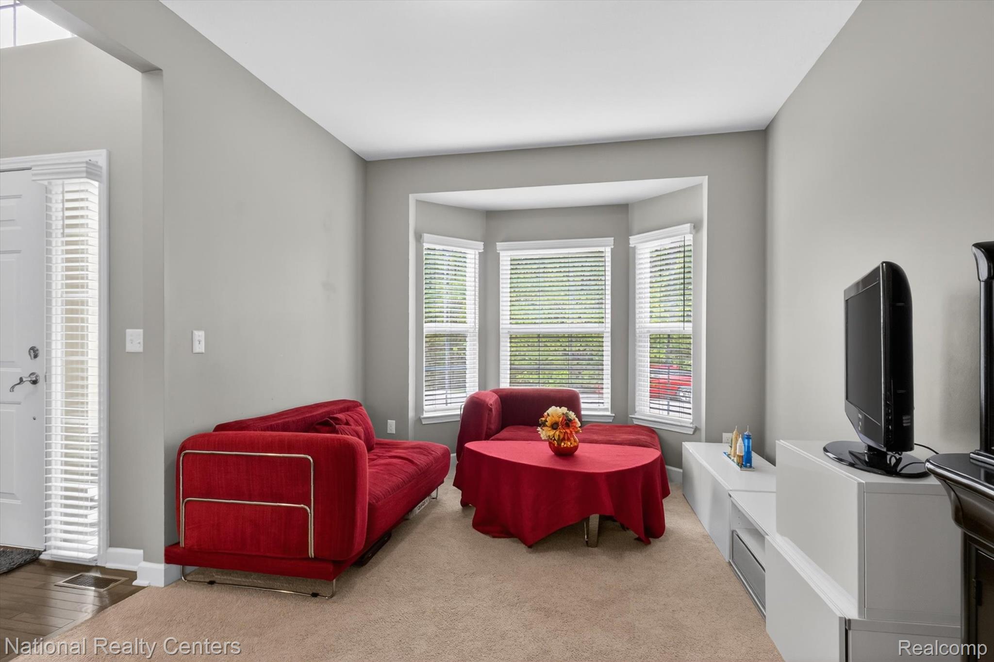 27412 Victoria Road Novi, MI 48374 - Photo 16 of 61 10-27412-Victoria-Rd-WindowStill-Photography.jpg