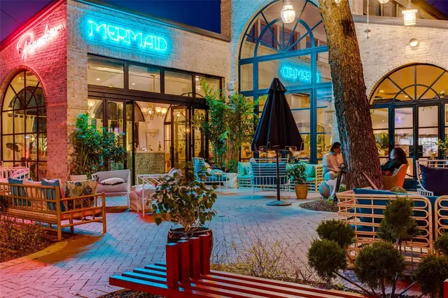 an outdoor space view with sitting space