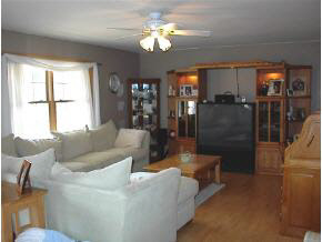 9210 East Division Road Knox, IN 46534 - Photo 3 of 4