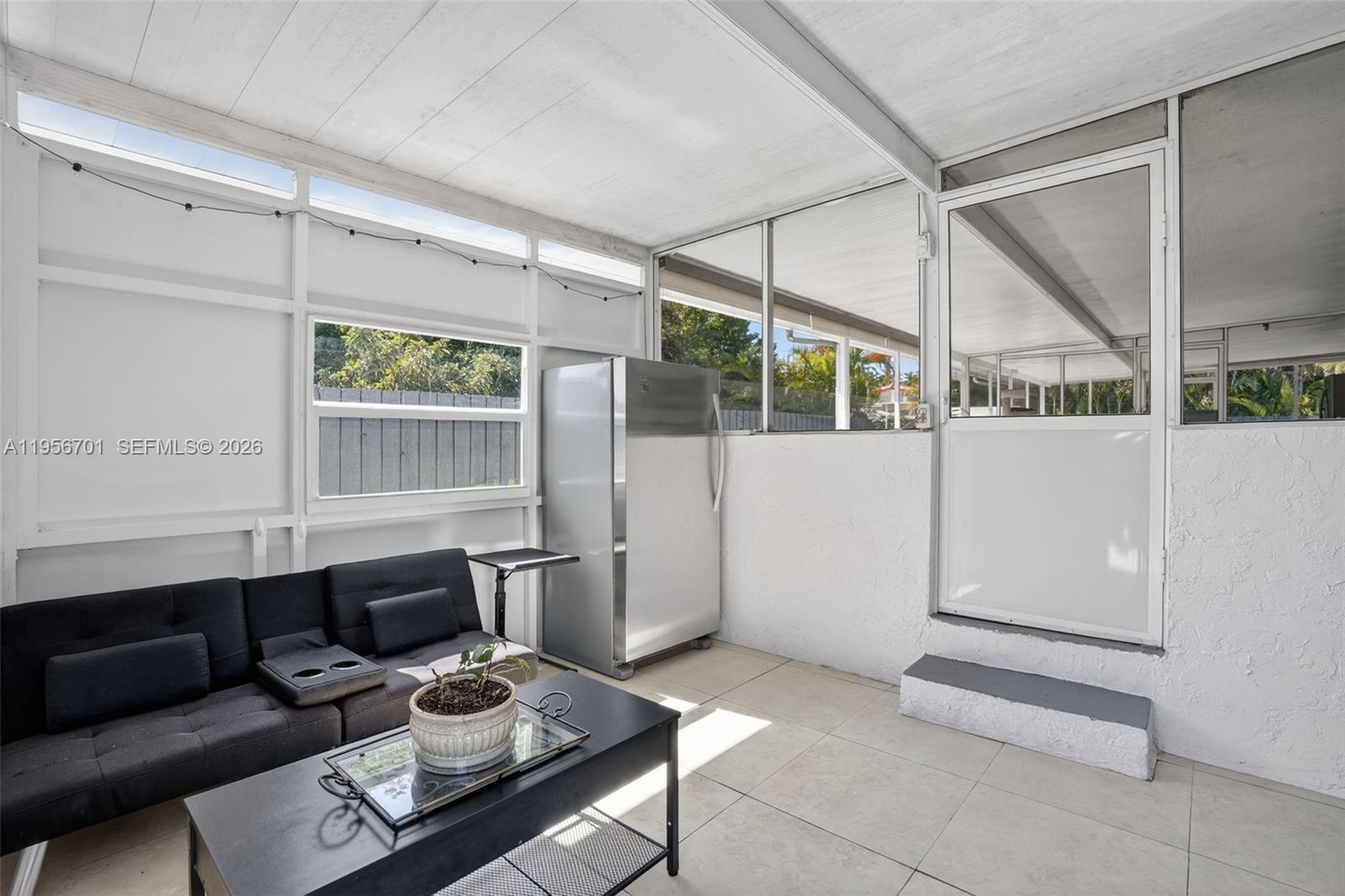 9410 Southwest 42nd Street Miami, FL 33165 - Photo 38 of 52