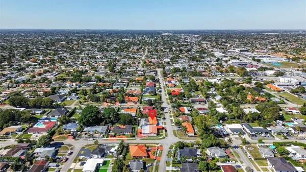 $950,000 | 9410 Southwest 42nd Street, Miami, FL 33165