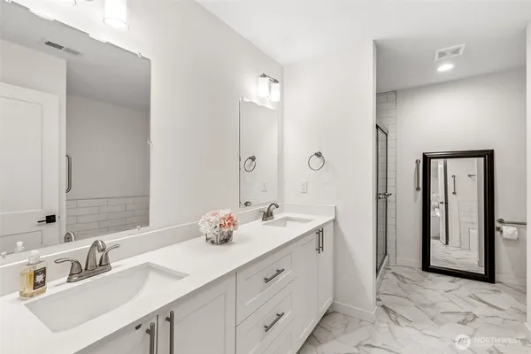 $989,000 | 21 East Sullivan Street, Allyn, WA 98524