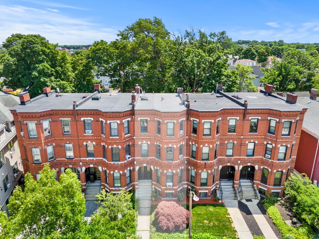 16 Perrin Street Boston, MA 02119 - Photo 4 of 37
