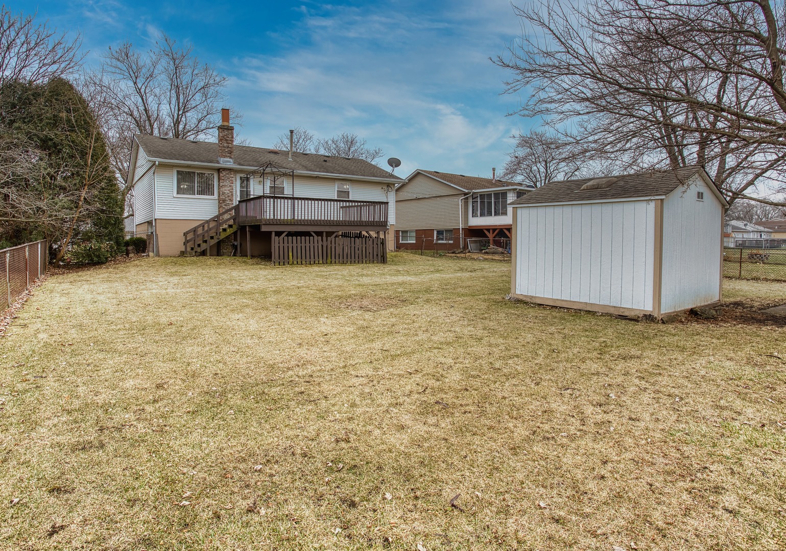 805 Stowell Avenue Streamwood, IL 60107 - Photo 28 of 30 a front view of a house with a yard