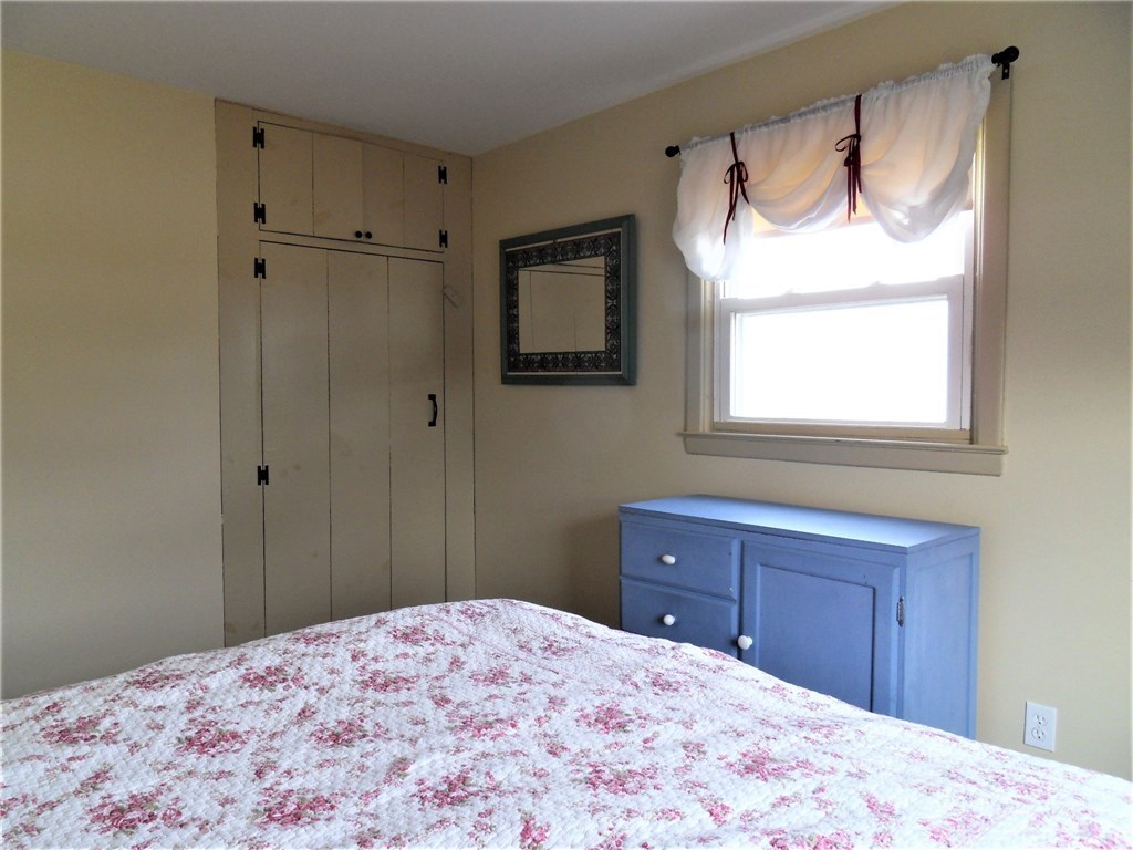 208 Marshall Road Woonsocket, RI 02895 - Photo 11 of 25 Gallery Image 11