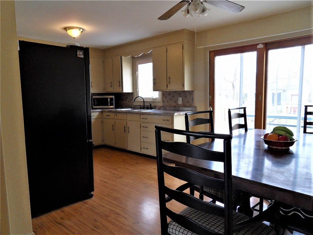 208 Marshall Road Woonsocket, RI 02895 - Photo 4 of 25 Gallery Image 4