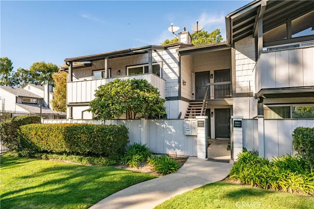 $475,000 | 24150 South Western Avenue, Unit F, Harbor City, CA 90710