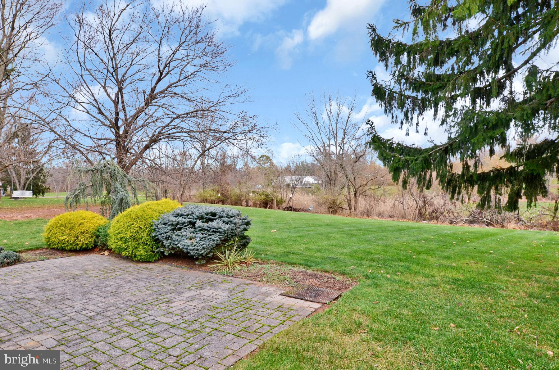 19 Jamestown Road Belle Mead, NJ 08502 - Photo 3 of 30 Patio