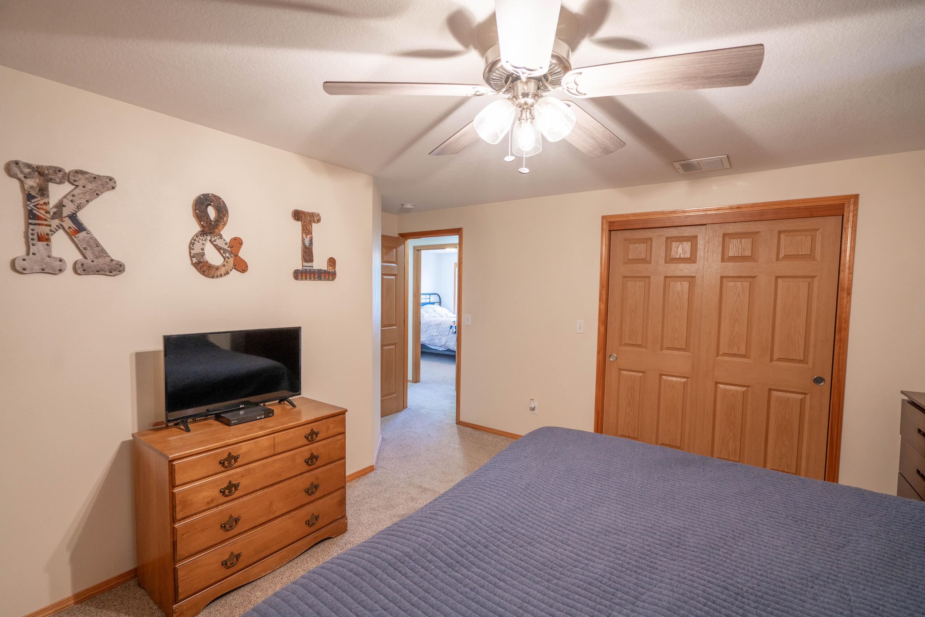 264 Center Ridge Drive Culver, OR 97734 - Photo 14 of 33 18