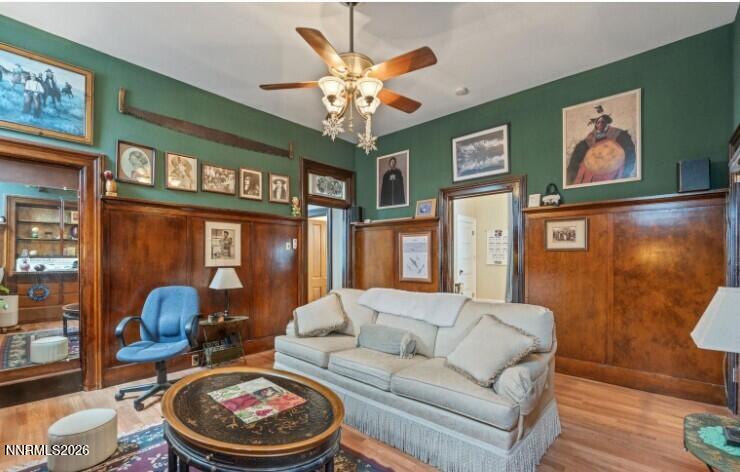 2640 Emily Street Reno, NV 89503 - Photo 3 of 22 Living Room 1