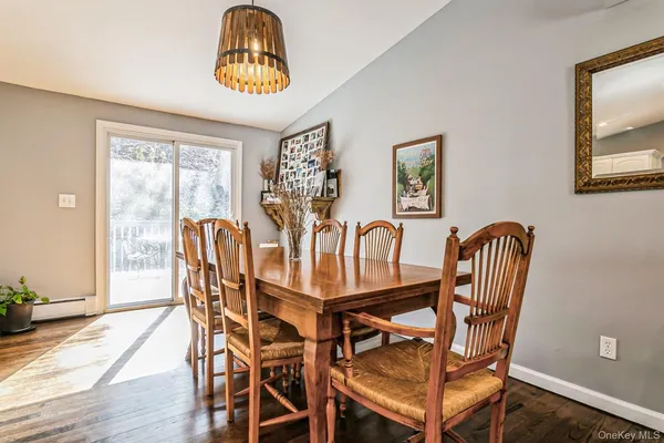 $6,200 | 33 Brookside Place, Pleasantville, NY 10570