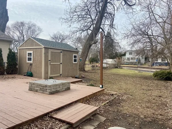$289,000 | 39450 North Circle Avenue, Antioch, IL 60002